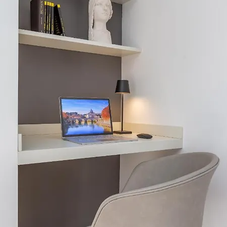 Luxury Trastevere Gym & Rooftop 5h Apartmán Řím