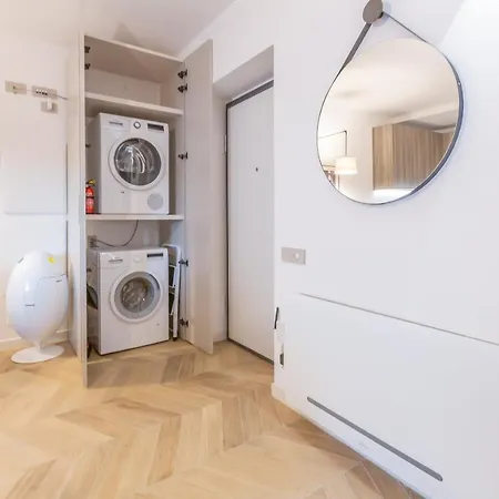 Luxury Trastevere Gym & Rooftop 5h * Řím